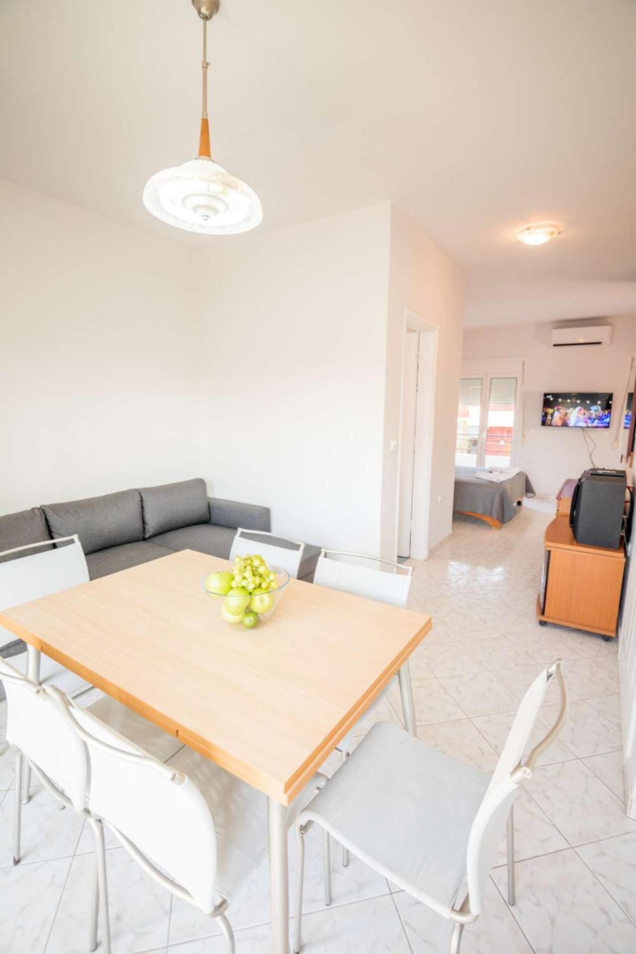 Apartment Suns Downtown A By 8essentially Lixouri