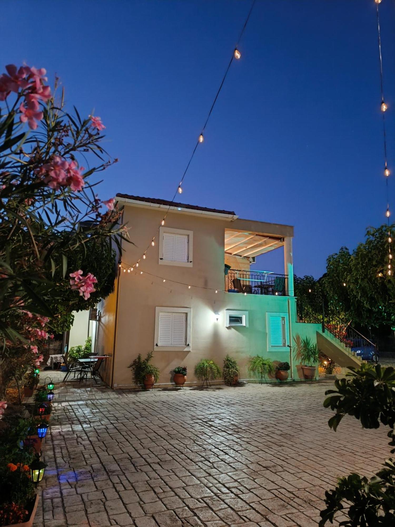 Eirini- Ioanna Apartment