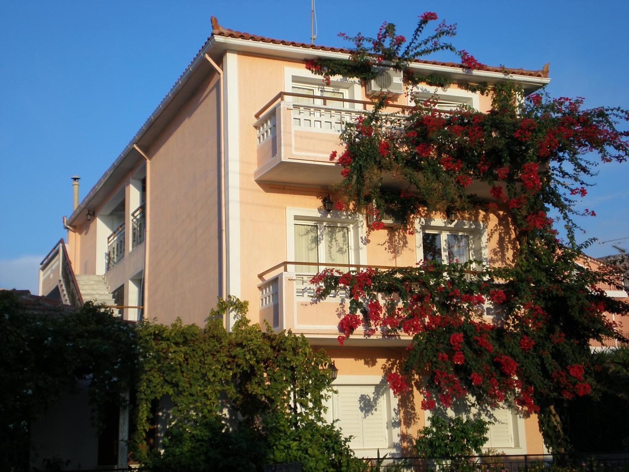 Theodora & Appartement *