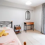 Pavlos Apartments
