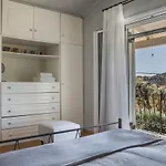 Dogma - Central & Stylish Maisonette