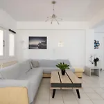 Central Flat Argostoli