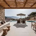 Pera Perou unspoiled luxury villas