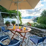 Kefalonia Original Villas - Villa Alexander Beachfront