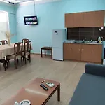 Regina'S House