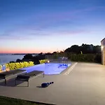 Casa Assisi Luxury New Villa With Private Pool