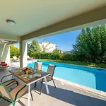 Villa Roses By Villa Plus