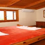 Pythos Apartments