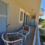 Sakkatos Apartments