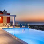 Casa Laura - Sky Lounge Villas