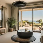 Argilos Suite-Grand Blue Beach Residence