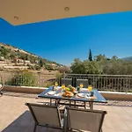 Family Villa Citrine Kefalonia - Near Agia Efimia