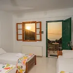 Myrtos View Apartments