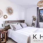 Majestic View Boho Style Retreat!