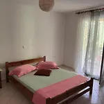 Kleio'S Apartment