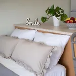 Anthi'S Central