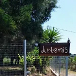 Artemis