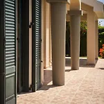 Villa Iro