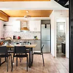 J And D House Kefalonia