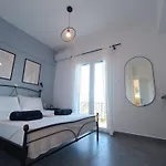 Alexander Apartment 3