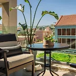 Aparktion The Grand Maistro