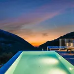 Elianes Villas