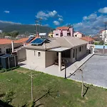 Ariadne'S House
