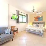 Okeanis Apartments & Suites Adults Only