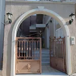 Elena'S Apartment 4
