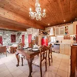 Natalias Mansion