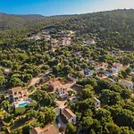 Natalias Mansion