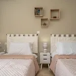 Pavlina'S Residence