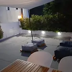 Modern Apartment 10Mins From The Beach
