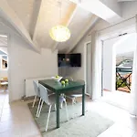 Domus City Apartment