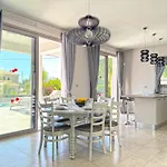 Villa Effi Lourdata
