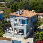 Villa Mary