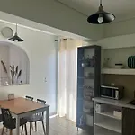 Athena'S Sea View Apartment