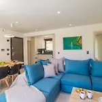 Notarikada Suite