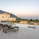 Brand New: Kefalonia Stone Villas - Villa Trapezaki Retreat