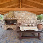 Iliachtides Villas