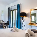 Cypress Garden Villas