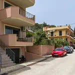 Comfy Apartment With Nice View
