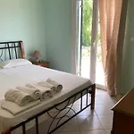 Ammodares