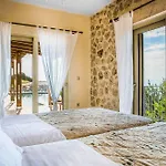 Villa Louloudia