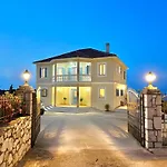 Private Villa Gelia, With Panoramic 180 Degrees Sea View!