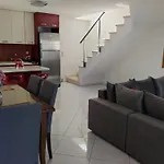 Maria'S City Villa
