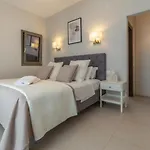 Villa Robola