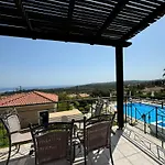 Oneira Villas Mousata
