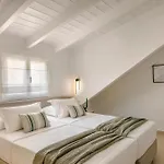 Cobi Maisonette