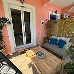 Brand-New Bougainvillea Apartment In Fiskardo